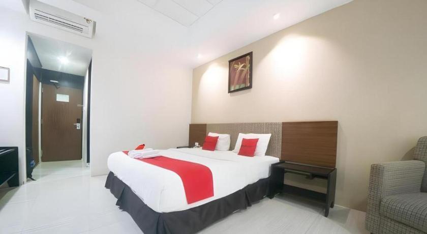 New Grand Park Hotel Surabaja Exteriér fotografie