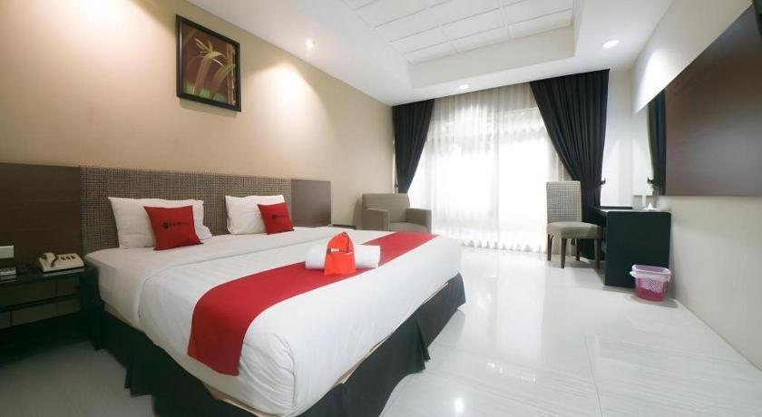 New Grand Park Hotel Surabaja Exteriér fotografie