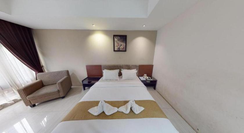 New Grand Park Hotel Surabaja Exteriér fotografie