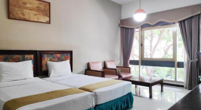 New Grand Park Hotel Surabaja Exteriér fotografie